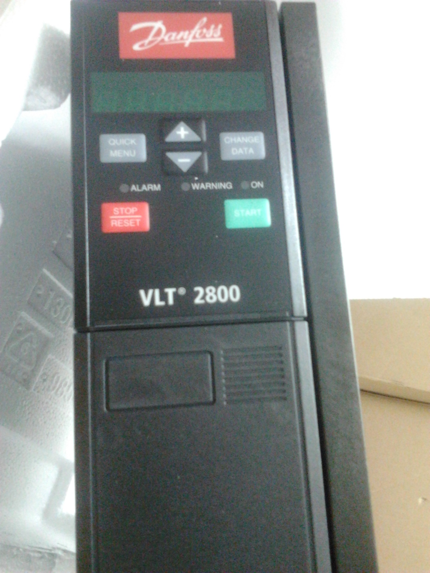 丹佛斯變頻器一級代理VLT2840，全新正品，品質優良，價格優惠.